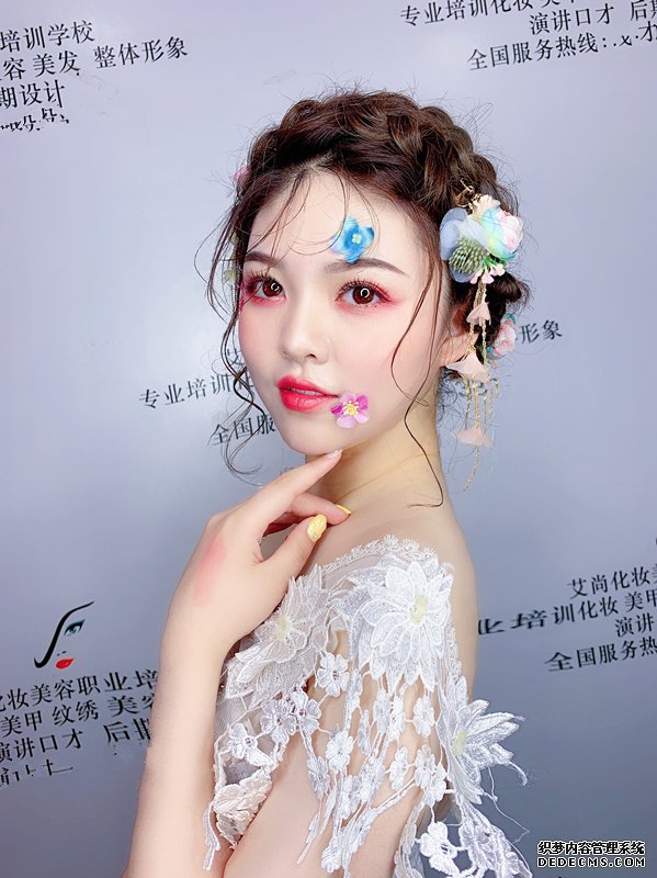 艾尚美业7月新娘跟妆特训营即将开启，敬请期待(图1)